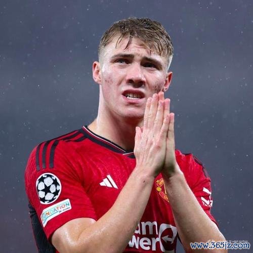 霍伊伦11场球荒持续 本轮首发无射门表现