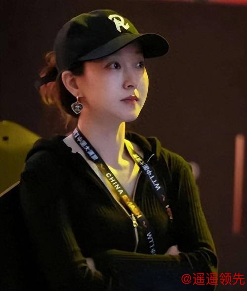 追星马龙，女星曝光，高颜值，身材傲人，成绩出色，曝有马龙联系方式